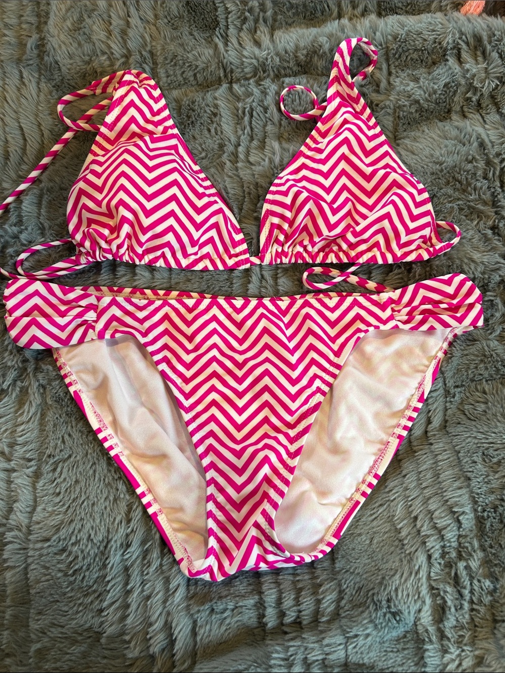 Old Navy Pink and White Chevron Bikini Set